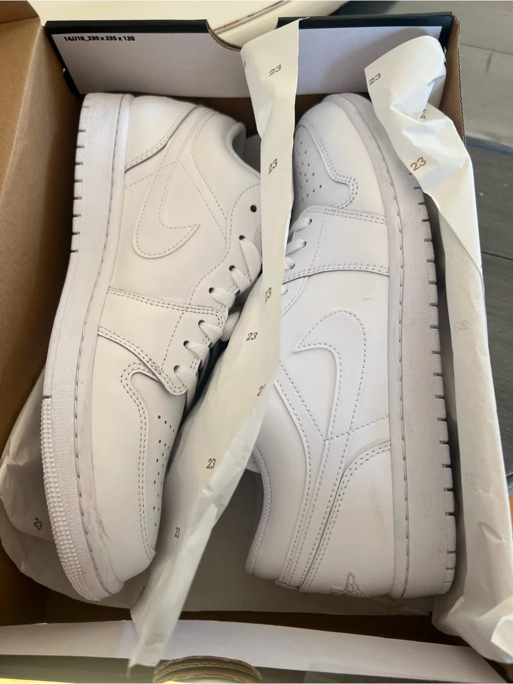 Nike Air Jordan 1 Low white white worn once with Box men size 11